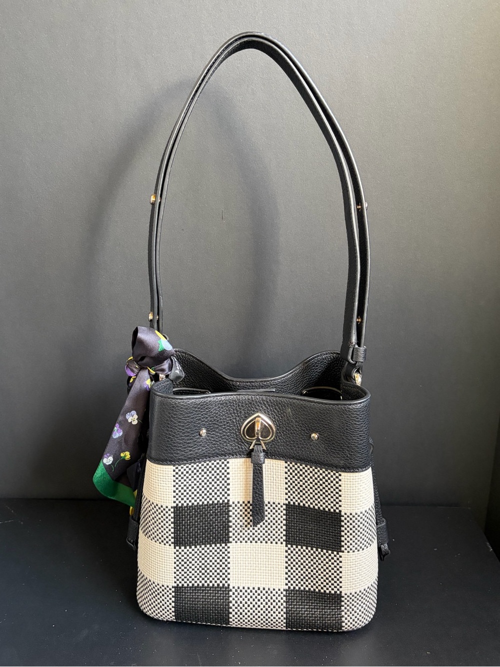 Kate Spade New York bucket bag
